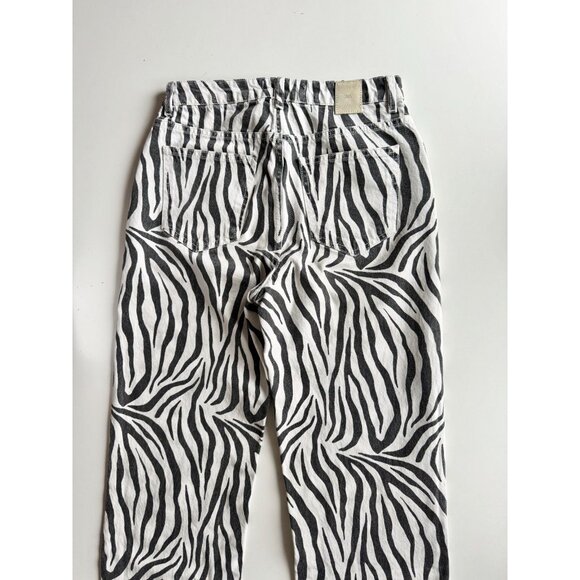 ZARA Zebra Print Denim High Rise Straight Leg Mom Fit Jeans, Size 6/28 - Picture 6 of 14